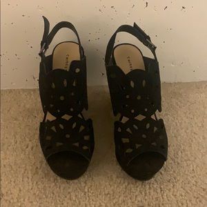 Cute suede black wedges